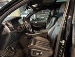 BMW X7-7