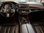 BMW X7-9