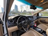 Kia Carnival-8