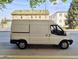 Ford Transit-8