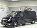 Mercedes V 220-2