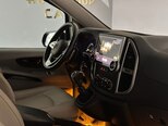 Mercedes V 220-12