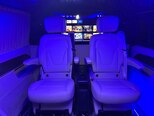 Mercedes V 220-11