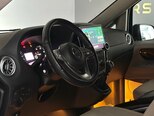 Mercedes V 220-13