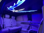 Mercedes V 220-10