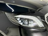 Mercedes V 220-19