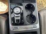 Kia Carnival-24