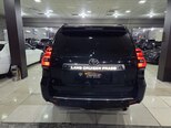 Toyota Land Cruiser Prado-4