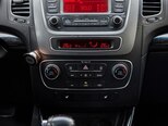 Kia Sorento-11