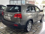Kia Sorento-8