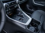 Toyota RAV4-8