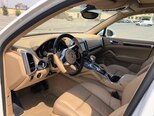 Porsche Cayenne-10