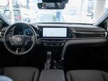 Toyota Camry-13