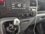 Ford Transit-13