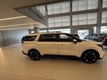 Kia Carnival-6