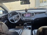 Kia Sorento-12