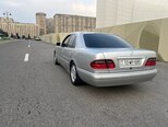 Mercedes E 280-6