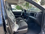 Mitsubishi L200-13