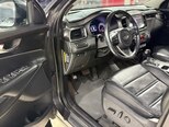 Kia Sorento-12