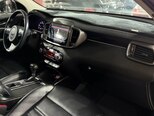 Kia Sorento-16