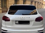 Porsche Cayenne-3