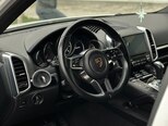Porsche Cayenne-5