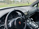 Porsche Cayenne-16