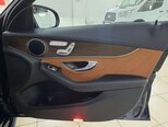 Mercedes C 300-11