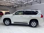 Toyota Land Cruiser Prado-4