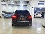 Porsche Cayenne GTS-9