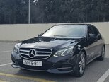 Mercedes E 220 d-3
