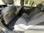 Mercedes E 300 e-18