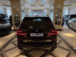 BMW X7-7