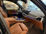 BMW X7-11