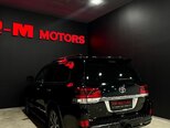 Toyota Land Cruiser-11