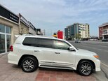 Toyota Land Cruiser-2