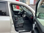 Toyota Land Cruiser-11