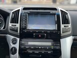 Toyota Land Cruiser-13