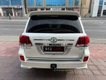 Toyota Land Cruiser-4