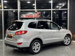 Hyundai Santa Fe-6