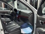 Hyundai Santa Fe-15