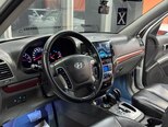Hyundai Santa Fe-13