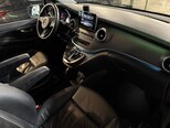 Mercedes V 220-10