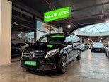 Mercedes V 220-3