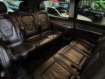 Mercedes V 220-11