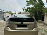 Toyota Prius-12