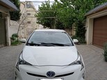 Toyota Prius-2