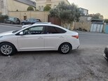 Hyundai Accent-17