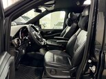 Mercedes V 220-7