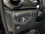 Mercedes V 220-26